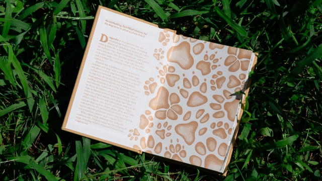 Dogpedia inside front cover.