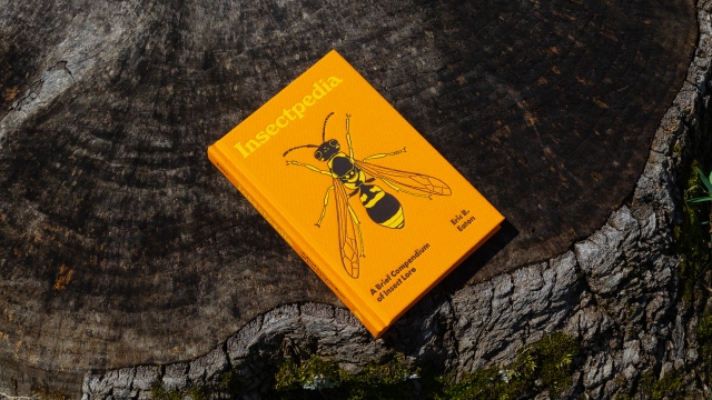 Insectpedia front cover.